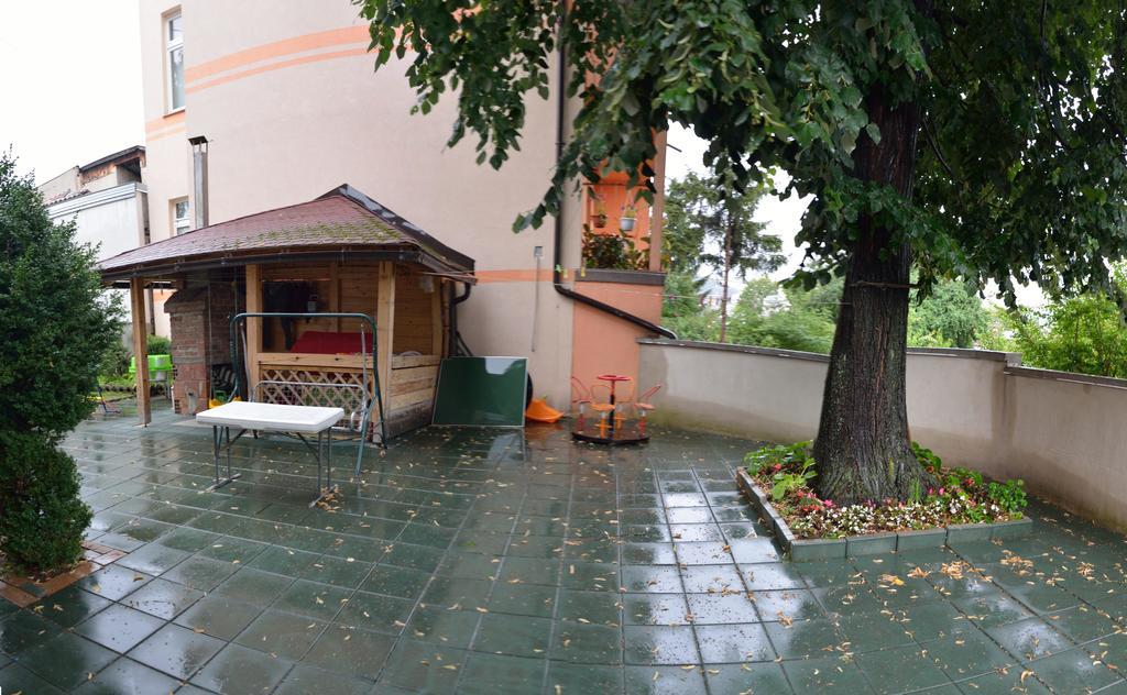 Tuzlaks Appartment Szarajevó Kültér fotó