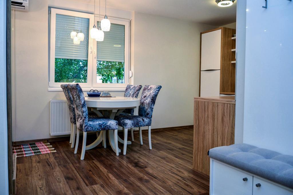 Tuzlaks Appartment Szarajevó Kültér fotó